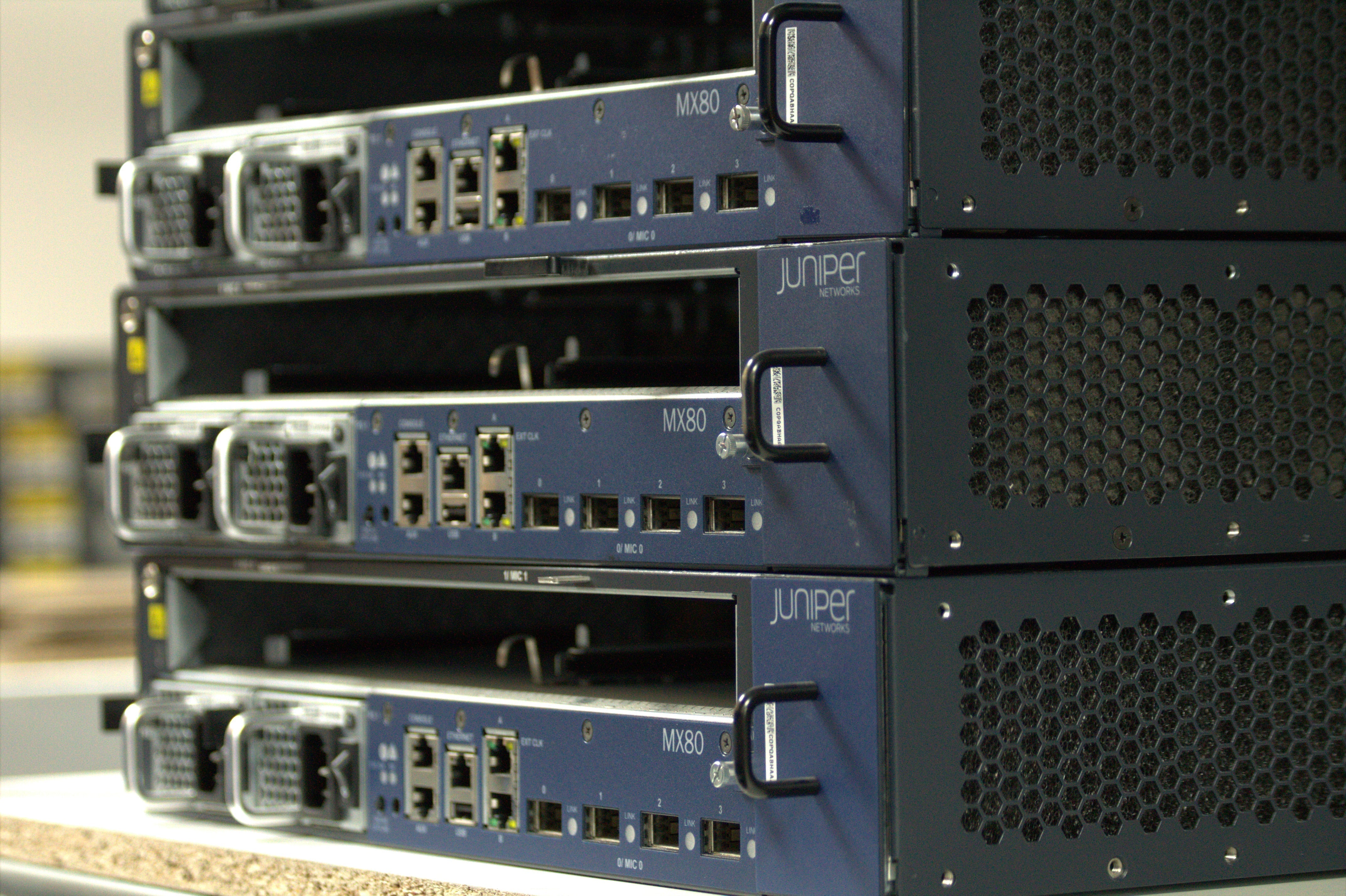 Juniper vs DrayTek or BT Home Routers – Circle Stock Ltd